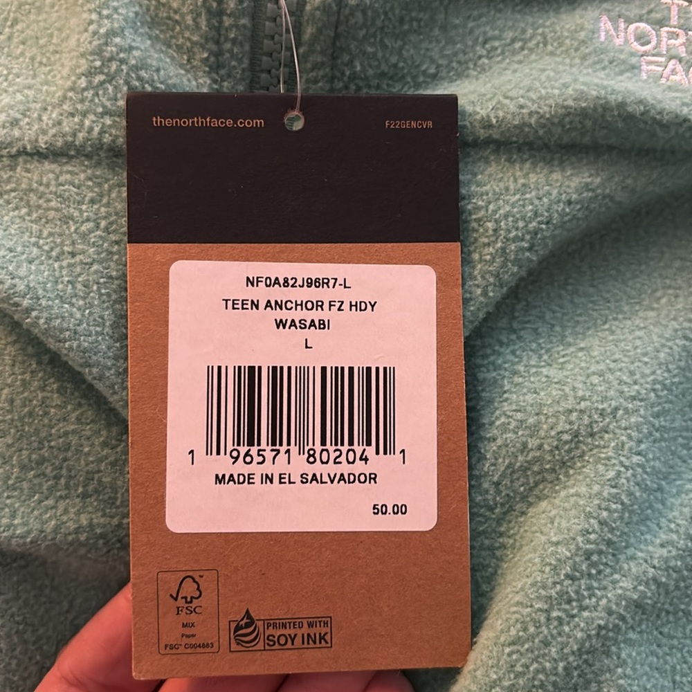 The North Face Girls size L/12 full zip up fleece NEW WITH TAGS - Picture 3 of 3